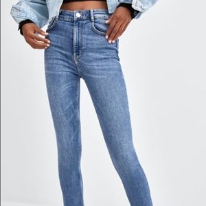 ZARA | Skinny Jeans